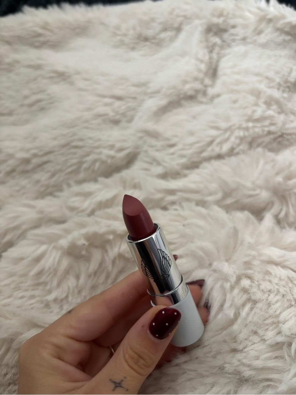Shade Vintage Rose - True + Luscious Cosmetics Lipstick